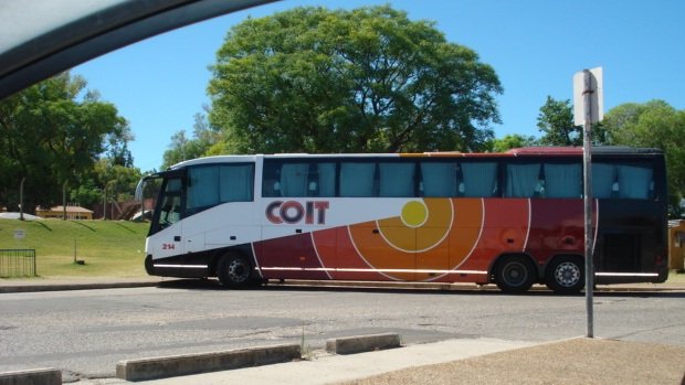 COIT 214
En terminal de Omnibuses de Paysandu
Palabras clave: COIT Irizar Volvo