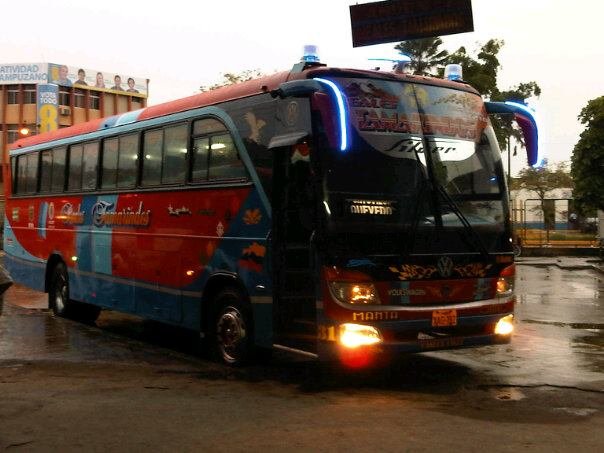 Juanca Durán / PATRICIO CEPEDA
IMAGEN: ERWIN LUGO  XAG 192
Palabras clave: MOVIL 31 