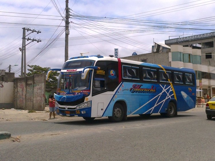 BUSSCAR (reformado en Ecuador) - Macuchi
EAH 272
BUSSCAR REFORMADO EN ECUADOR ADAPTACION A CHASIS MERCEDES AÑO DEL CHASIS 2006 
Fotografía: Juanca Durán
Palabras clave: MOVIL 56 