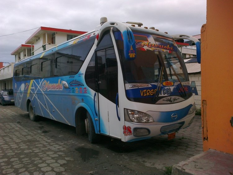 Juanca Durán / AMBATOUR
AMBATOUR EN TRANSPORTES MACUCHI 
Palabras clave: MOVIL 28 