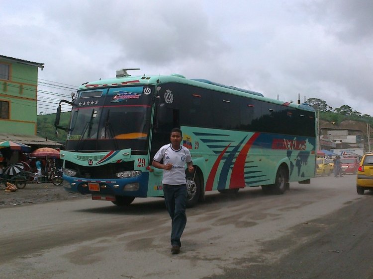 Juanca Durán / MARCOPOLO
MARCOPOLO REFORMADO EN ECUADOR  
Palabras clave: MOVIL 29 