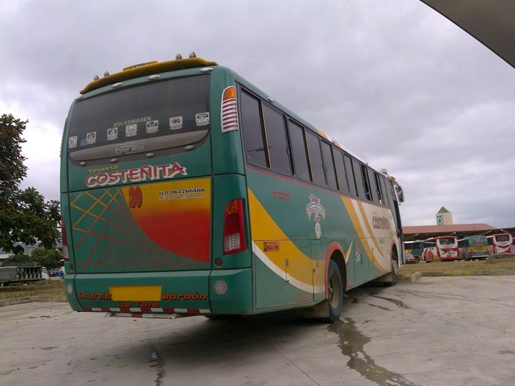 Juanca Durán / METACAR
METACAR REFORMADO POR CARROCERIAS ESMERALDAS  (POSTERIOR DEL BUS) 
Palabras clave: MOVIL 20 