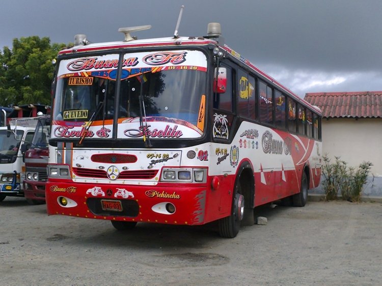 Juanca Durán / SERMAN
CARROCERIA SERMAN
Palabras clave: movil 01 