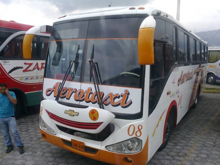 Juanca Durán / PICOSA 
IMAGEN CAPTURADA EN TERMINAL QUITUMBE QUITO 
Palabras clave: MOVIL 08 