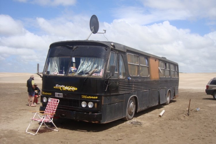 Magirus-Deutz 200 RS - D.I.C. Panorama - Motorhome
M 191482 - WXD 818

http://galeria.bus-america.com/displayimage.php?pos=-23439
http://galeria.bus-america.com/displayimage.php?pos=-23440
