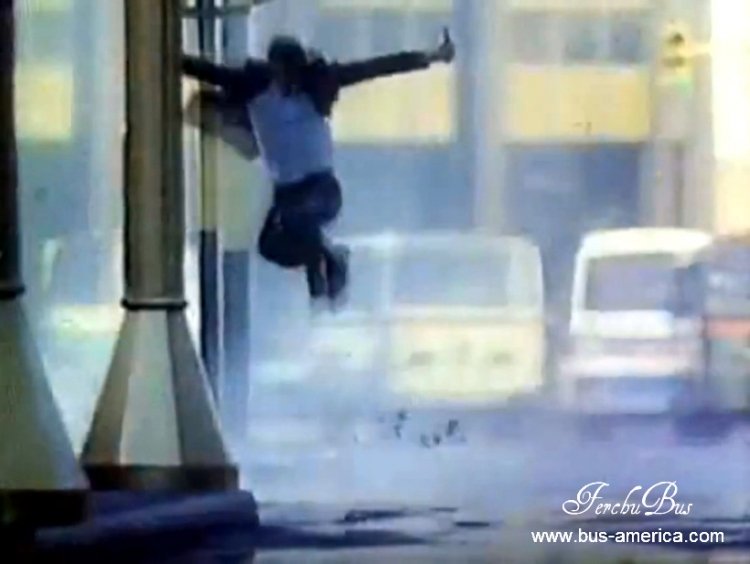 FerchuBus Anuncio de 7up
Fotograma de anuncio de TV de 7up década del 80
