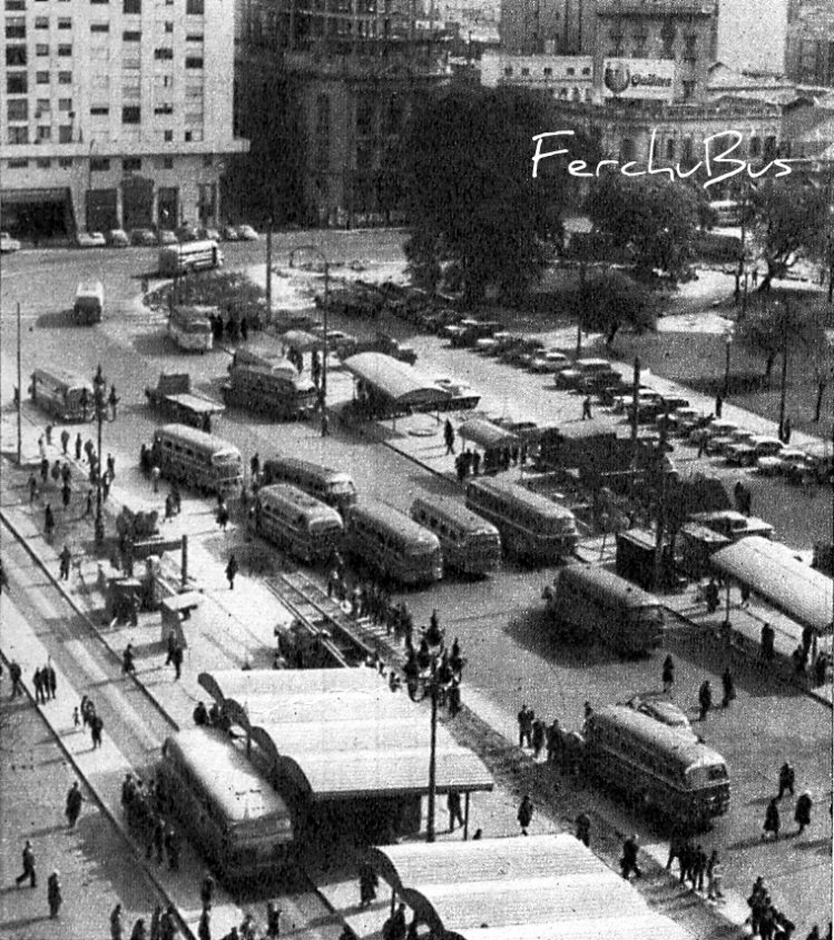 Mercedes-Benz O 321 H (en Argentina)
Plaza Constitución 1969 Publicación desconocida
FerchuBus
[datos de izquierda a derecha y de abajo a arriba]

