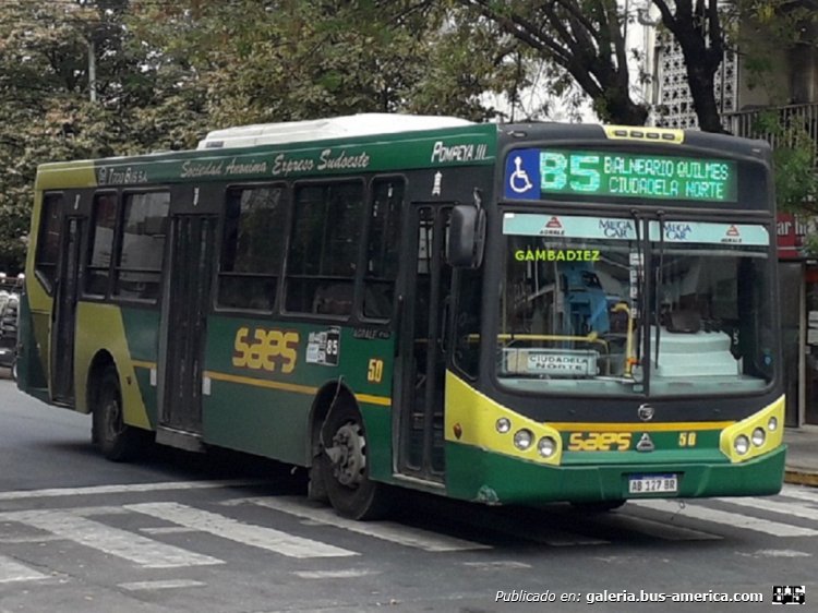 Agrale MT 15.0 LE - Todo Bus Pompeya III - S.A.E.S.
AB 127 BR
Línea 85 (Buenos Aires) - Interno 50

Foto: "Truku" Gambadiez
Colección: Charly Souto
Palabras clave: S.A.E.S. - Interno 50