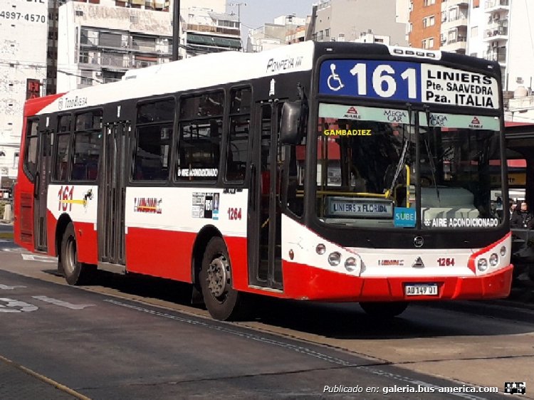 Agrale MT 15.0 LE - Todo Bus Pompeya III - Larrazábal
AD 149 QT
Línea 161 (Buenos Aires) - Interno 1264

Foto: "Truku" Gambadiez
Colección: Charly Souto
Palabras clave: Larrazábal - Interno 1264
