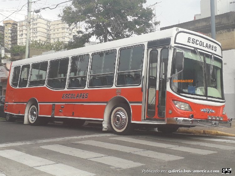 Mercedes-Benz OH 1315 L-SB - Italbus Tropea - Transporte escolar
HMC 798
Ex línea 34 (Buenos Aires) - Interno 34
Ex línea 34 (Buenos Aires) - Interno 29

Foto: "Truku" Gambadiez
Colección: Charly Souto
Palabras clave: Mercedes-Benz OH 1315 L-SB - Italbus Tropea - Transporte escolar
