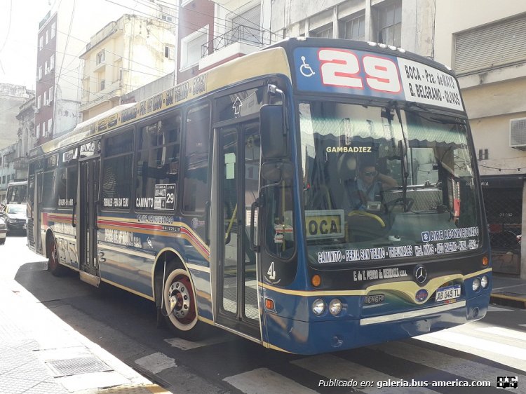 Mercedes-Benz OH 1721 L-SB - Nuovobus Menghi - Pedro de Mendoza
AB 045 TL
Línea 29 (Buenos Aires) - Interno 4

Foto: "Truku" Gambadiez
Colección: Charly Souto
Palabras clave: Pedro de Mendoza - Interno 4