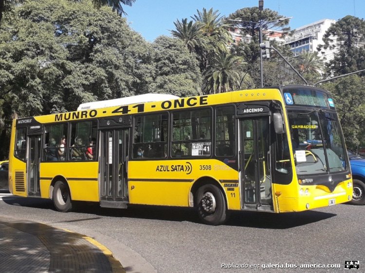 Agrale MT 17.0 LE - Nuovobus Menghi - Azul S.A.T.A.
OMX 980
Línea 41 (Buenos Aires) - Interno 11

Foto: "Truku" Gambadiez
Colección: Charly Souto
Palabras clave: Azul S.A.T.A. - Interno 11