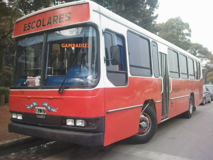 ESCOLARES
DKJ 317
Foto: "Truku" Gambadiez
Colección: Charly Souto 
Palabras clave: ESCOLARES