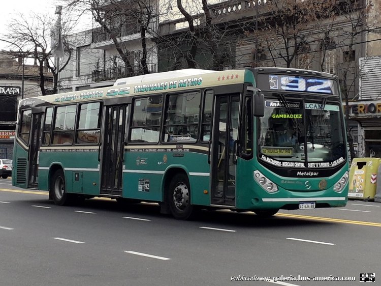 Mercedes-Benz O-500 U - Metalpar Iguazú Nueva Generación - M.O. Sáenz Peña
AC 434 RR
Línea 92 (Buenos Aires) - Interno 17

Foto: "Truku" Gambadiez
Colección: Charly Souto
Palabras clave: M.O. Sáenz Peña - Interno 17