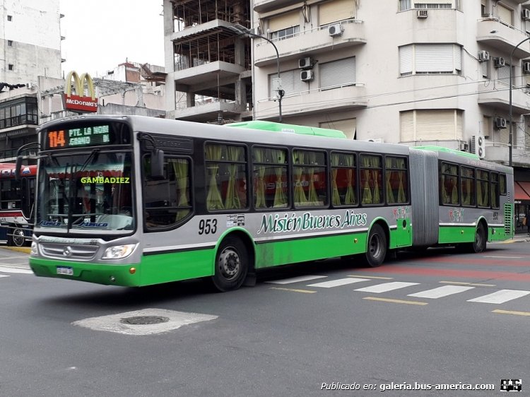 Mercedes-Benz O-500 UA - Italbus Tropea Novara - Misión Buenos Aires, La Central de Vicente López
AD 448 JW
Línea 114 (Buenos Aires) - Interno 953

Foto: "Truku" Gambadiez
Colección: Charly Souto
Palabras clave: La Central de Vicente López - Interno 953
