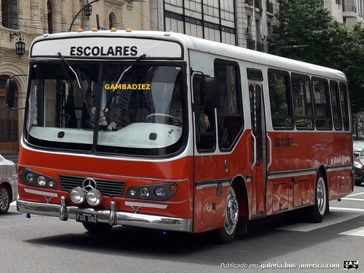 Mercedes-Benz OF 1418 - Galicia - Transporte escolar
FUQ 040

Foto: "Truku" Gambadiez
Colección: Charly Souto


Palabras clave: Mercedes-Benz OF 1418 - Galicia - Transporte escolar