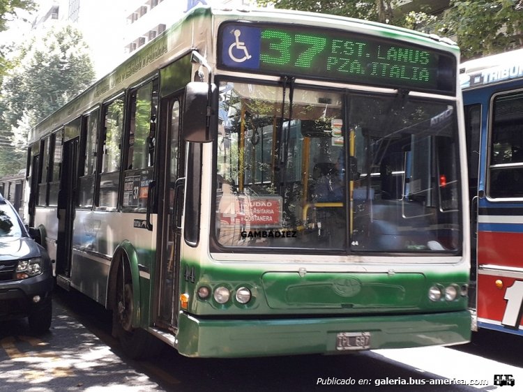 T.A.T.S.A. Puma D 12 - 4 de Septiembre
IPL 687
Línea 37 (Buenos Aires) - Interno 44

Foto: "Truku" Gambadiez
Colección: Charly Souto
Palabras clave: 4 de Septiembre - Interno 44