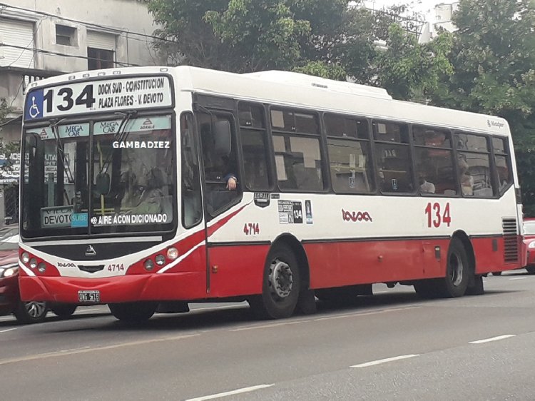 Agrale MT 15.0 LE - Metalpar Iguazu 2010 - T.A.R.S.A.
OWG 516

Línea 134 (Buenos Aires) - Interno 4714 [desde agosto 2018]
Ex Línea 161 (Buenos Aires) - Interno 1223 [julio 2015 - agosto 2018]

Foto: "Truku" Gambadiez
Colección: Charly Souto
Palabras clave: T.A.R.S.A. - Interno 4714