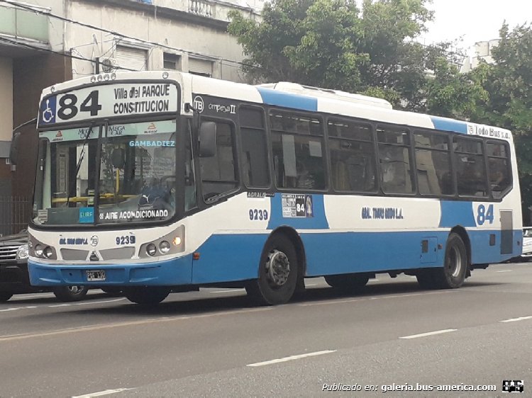 Agrale MT 15.0 LE - Todo Bus Pompeya II - General Tomás Guido
PQG 130
Línea 84 (Buenos Aires) - Interno 9239

Foto: "Truku" Gambadiez
Colección: Charly Souto
Palabras clave: General Tomás Guido - Interno 9239