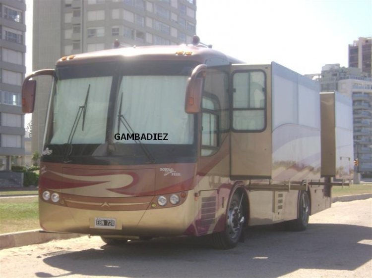 BORN FREE
EBN 724
Foto: "Truku" Gambadiez
Colección: Charly Souto

http://galeria.bus-america.com/displayimage.php?pos=-21962
Palabras clave: BORN FREE