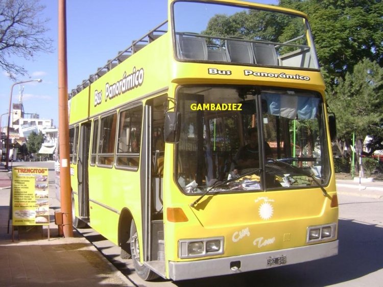 BUS PANORAMICO
C.1766566 - SRZ 248
[url=http://galeria.bus-america.com/displayimage.php?pid=43251]http://galeria.bus-america.com/displayimage.php?pid=43251[/url]

Unidad ex empresa D.O.T.A.
Palabras clave: BUS PANORAMICO