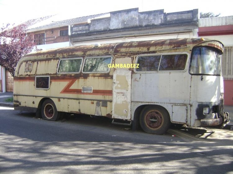 MOTORHOME
Foto: "Truku" Gambadiez
Colección: Charly Souto
Palabras clave: MOTORHOME