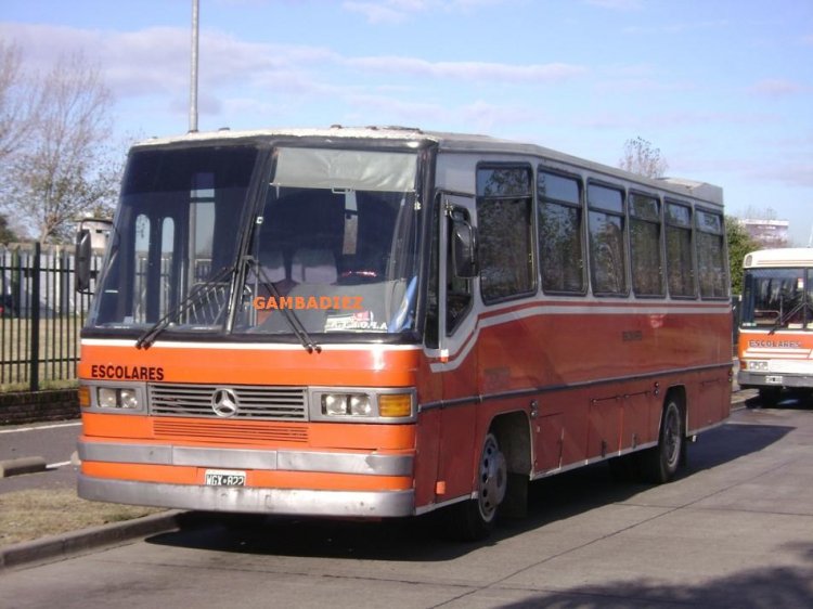 ESCOLARES
B.2603309 - WGX 822
Palabras clave: ESCOLARES