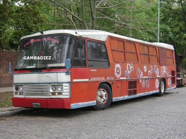 LOS MISMOS DE SIEMPRE
P 019768 - XEN 096
Palabras clave: LOS MISMOS DE SIEMPRE