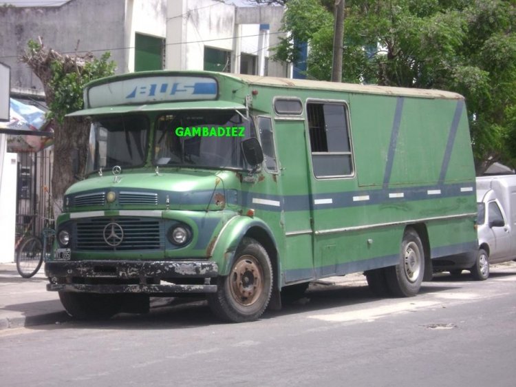 FURGON
B 2.045.019 - WVI 095

Palabras clave: FURGON