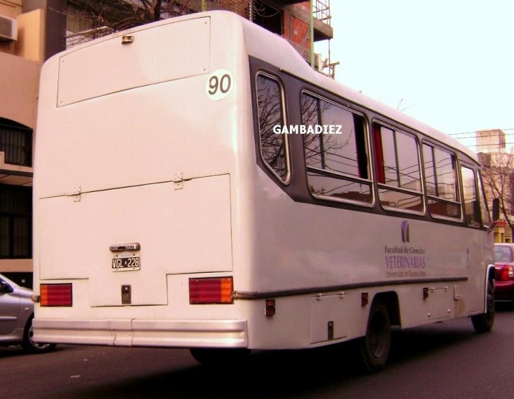 FTAD. DE CIENCIAS VETERINARIAS
C 1.774.814 - VGL 228
Foto de mi gran amigo "Fay Lunga"
Palabras clave: FTAD. DE CIENCIAS VETERINARIAS