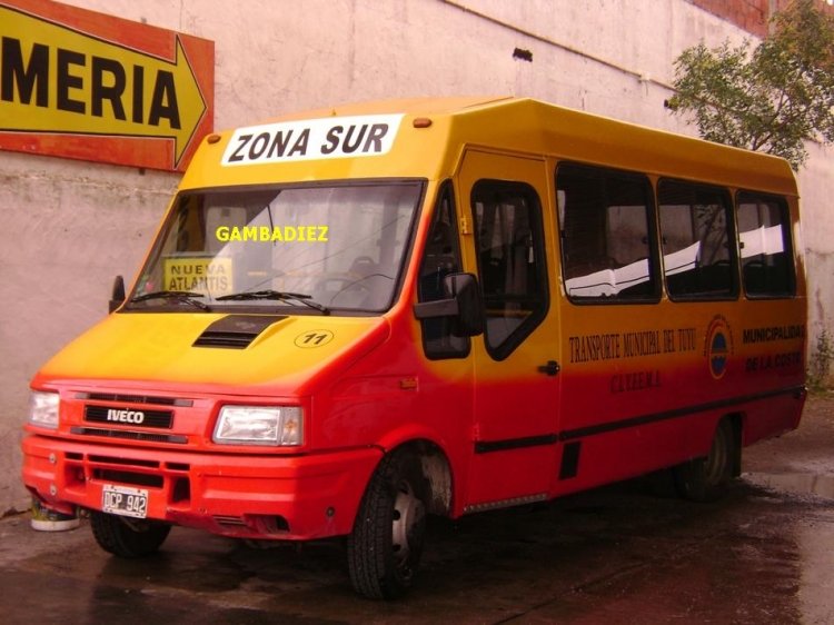 CLYFEMA - 11
DCP 942
http://galeria.bus-america.com/displayimage.php?pos=-15826
Foto: "Truku" Gambadiez
Colección: Charly Souto
Palabras clave: CLYFEMA - 11