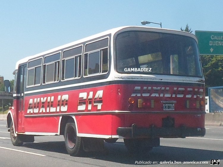 Mercedes-Benz LO 1114 - El Detalle - La Primera de Martínez
C 961080 - XJD 196
Línea 314 - Auxilio

Foto: "Truku" Gambadiez
Colección: Charly Souto
Palabras clave: La Primera de Martínez - Auxilio