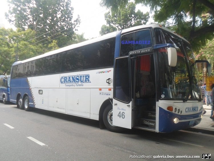 Volvo B10R - Busscar Vissta Buss (para Uruguay) - Cransur
STU 1272
Interno 46

Foto: "Truku" Gambadiez
Colección: Charly Souto
Palabras clave: Cransur - Interno 46
