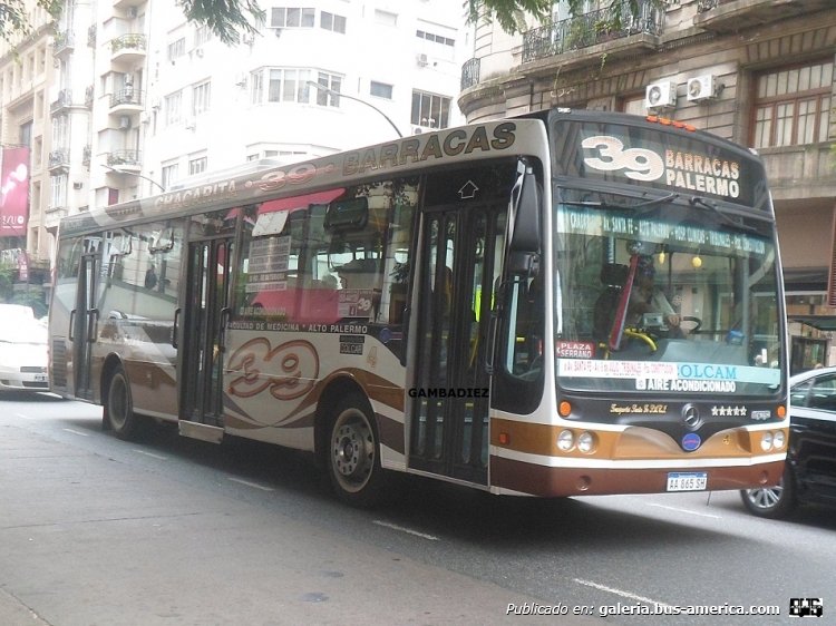 Mercedes-Benz O-500 U - Nuovobus Menghi - Santa Fé
AA 865 SH
Línea 39 (Buenos Aires) - Interno 4

Foto: "Truku" Gambadiez
Colección: Charly Souto
Palabras clave: Santa Fé - Interno 4