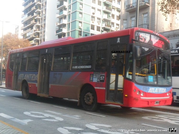 Agrale MT 15.0 LE - Todo Bus Pompeya II - Atlántida
PGL 371
Línea 57 (Buenos Aires) - Interno 6706
(Unidad ya renovada)

Foto: "Truku" Gambadiez
Colección: Charly Souto
Palabras clave: Atlántida - Interno 6706