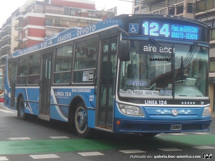 Mercedes-Benz OH 1618 L-SB - Italbus Tropea - Transporte Automotor Callao
NTH 314
Línea 124 (Buenos Aires) - Interno 227
Ex línea 68 (Buenos Aires) - Interno 3
(Unidad ya renovada)

Foto: "Truku" Gambadiez
Colección: Charly Souto
Palabras clave: Transporte Automotor Callao - Interno 227