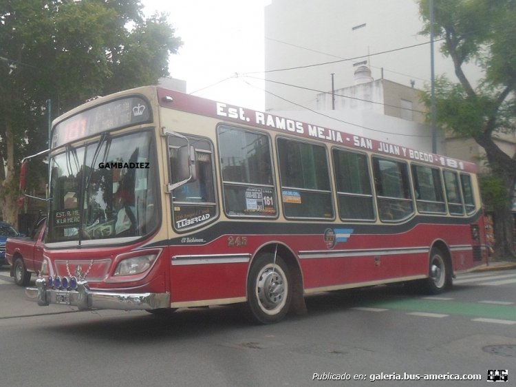 Mercedes-Benz OH 1315 L-SB - Italbus Tropea - Siglo XXI
HXQ 728
Línea 181 (Buenos Aires) - Interno 245
Ex línea 109 (Buenos Aires) - Interno 16
Ex línea 39 (Buenos Aires) - Interno 11

Foto: "Truku" Hanessián
Colección: Charly Souto
Palabras clave: Siglo XXI - Interno 245