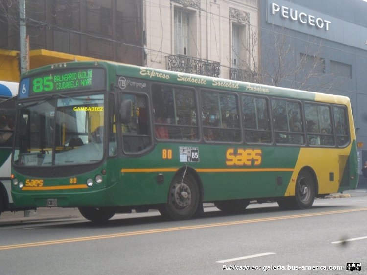 Agrale MT 12.0 LE - Todo Bus Pompeya - S.A.E.S.
JIM 984
Línea 85 (Buenos Aires) - Interno 80 [noviembre 2010 - febrero 2020]
(Unidad recientemente renovada)

Foto: "Truku" Gambadiez
Colección: Charly Souto
Palabras clave: S.A.E.S. - Interno 80