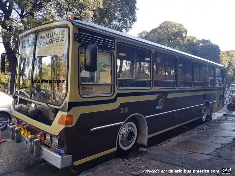 El Detalle OA 101 - El Detalle - Transportes 8 De Julio
Línea 133 (Buenos Aires) - Interno 52
C 1644699 - TFV 543

http://galeria.bus-america.com/displayimage.php?pos=-16270
http://galeria.bus-america.com/displayimage.php?pos=-16319
http://galeria.bus-america.com/displayimage.php?pos=-16320
http://galeria.bus-america.com/displayimage.php?pos=-16781
http://galeria.bus-america.com/displayimage.php?pos=-17493
http://galeria.bus-america.com/displayimage.php?pos=-18623
http://galeria.bus-america.com/displayimage.php?pos=-19288
http://galeria.bus-america.com/displayimage.php?pos=-24866
http://galeria.bus-america.com/displayimage.php?pos=-27420
http://galeria.bus-america.com/displayimage.php?pid=35282

Foto: Martín Firpo
Colección: Charly Souto
Palabras clave: Transportes 8 De Julio - Interno 52
