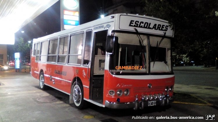 Mercedes-Benz OH 1115 L - La Favorita - Transporte Escolar
EBF 815
Ex Vuelta de Rocha y MONSA 

Foto: "Truku" Gambadiez
Colección: Charly Souto

http://galeria.bus-america.com/displayimage.php?pid=24110
http://galeria.bus-america.com/displayimage.php?pid=36729
http://galeria.bus-america.com/displayimage.php?pid=37104

Palabras clave: La Favorita - Transporte Escolar