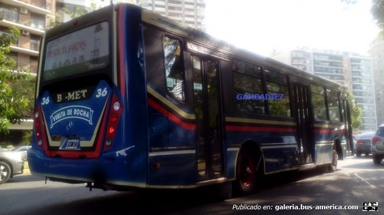 Mercedes-Benz OH 1618 L SB - BiMet 2010 32/13 - Vuelta de Rocha
NSH 923
[url=https://bus-america.com/galeria/displayimage.php?pid=39820]https://bus-america.com/galeria/displayimage.php?pid=39820[/url]
[url=https://bus-america.com/galeria/displayimage.php?pid=43892]https://bus-america.com/galeria/displayimage.php?pid=43892[/url]
[url=https://bus-america.com/galeria/displayimage.php?pid=66628]https://bus-america.com/galeria/displayimage.php?pid=66628[/url]
[url=https://bus-america.com/galeria/displayimage.php?pid=66629]https://bus-america.com/galeria/displayimage.php?pid=66629[/url]
[url=https://bus-america.com/galeria/displayimage.php?pid=66630]https://bus-america.com/galeria/displayimage.php?pid=66630[/url]
[url=https://bus-america.com/galeria/displayimage.php?pid=69530]https://bus-america.com/galeria/displayimage.php?pid=69530[/url]

Línea 64 (Buenos Aires), interno 36

Foto: "Truku" Gambadiez
Colección: Charly Souto
Palabras clave: Vuelta de Rocha - Interno 36