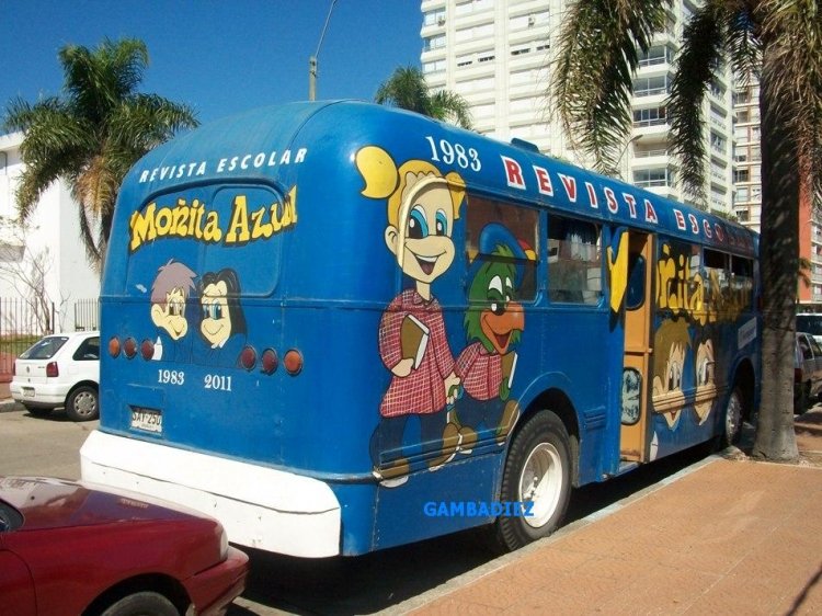 M.C.W. (en Uruguay) - MOÑITA AZUL I
SAY 2501
http://galeria.bus-america.com/displayimage.php?pos=-14989
Foto: "Truku" Gambadiez
Colección: Charly Souto 
Palabras clave: MOÑITA AZUL I