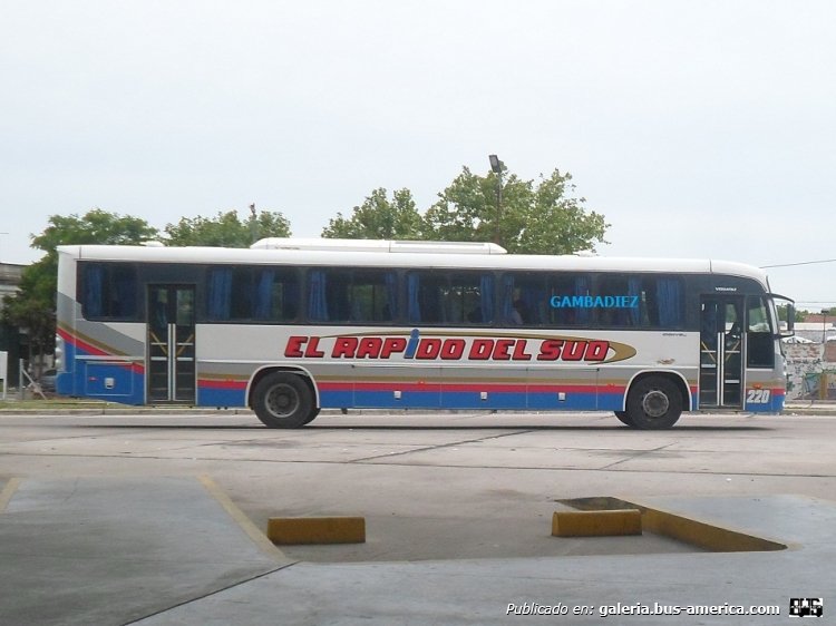 Mercedes-Benz OF 1722 - Comil Versátile (en Argentina) - El Rápido del Sud
OMD 644
Interno 220

Foto: "Truku" Gambadiez
Colección: Charly Souto
Palabras clave: El Rápido del Sud - Interno 220