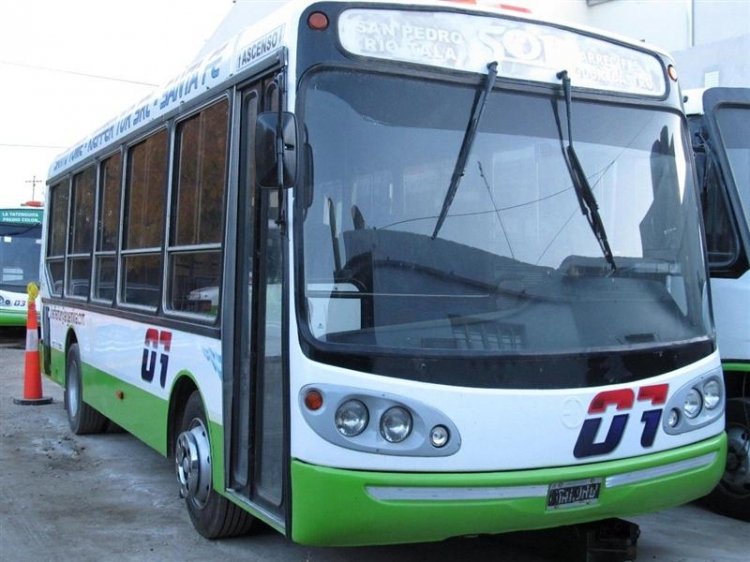 MINIBUS
Foto extraída de: www.mercadolibre.com.ar 
Palabras clave: MINIBUS