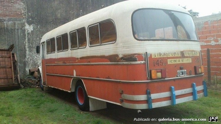 Mercedes-Benz LO 911 - Vaccaro - Particular
S 294979 - XDW 310

Foto: www.mercadolibre.com.ar
Colección: Charly Souto

http://galeria.bus-america.com/displayimage.php?pid=37927
Palabras clave: Mercedes-Benz 911 - Vaccaro - Particular