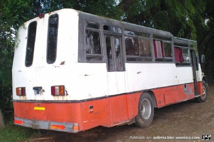 Mercedes-Benz LO 1114 - Iselín - Particular
M 222147 - RAI 306

Foto: www.mercadolibre.com.ar
Colección: Charly Souto
Palabras clave: Mercedes-Benz LO 1114 - Particular