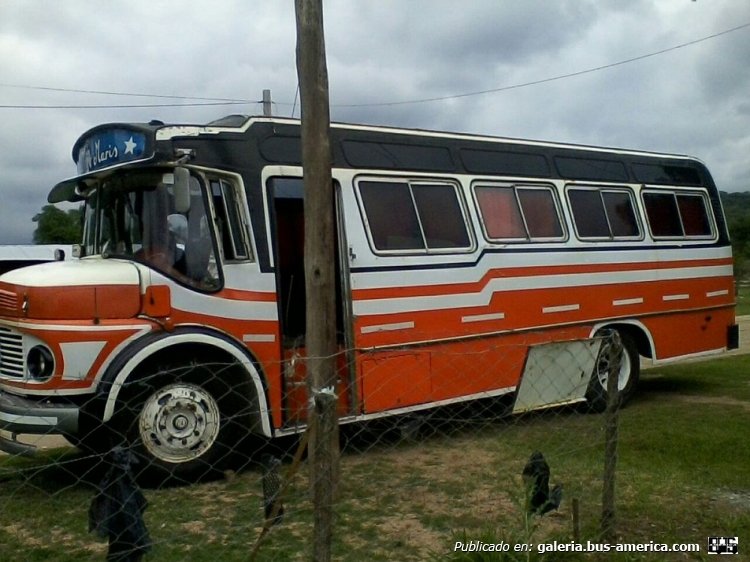 Mercedes-Benz LO 1114 - Costa Brava 77 - Transporte escolar
S 387111 - VOT 858

Foto: www.mercadolibre.com.ar
Colección: Charly Souto
Palabras clave: Mercedes-Benz LO 1114 - Costa Brava - Transporte escolar