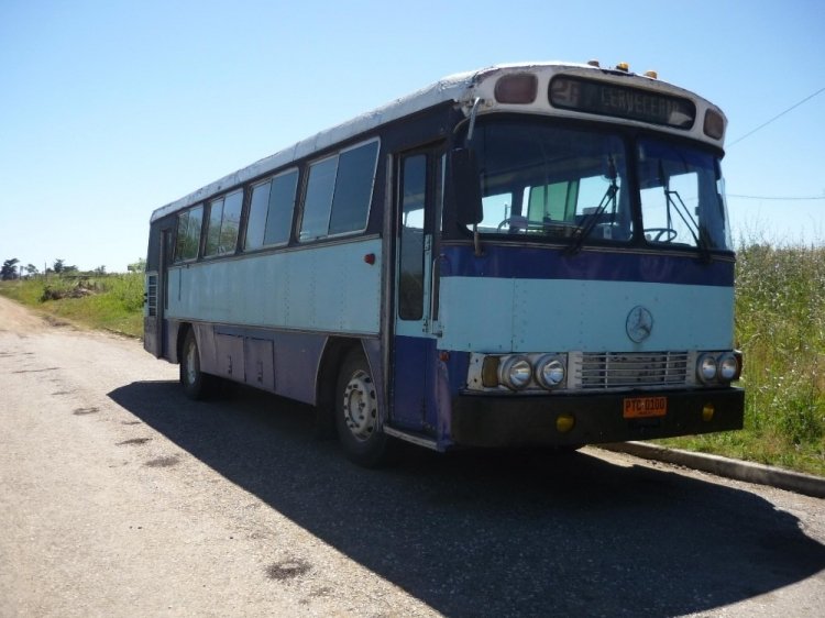 Mercedes-Benz O 352 - Orejano - Particular
PTC 0100
Foto: www.mercadolibre.com.uy
 Colección: Charly Souto
Palabras clave: Orejano - Particular