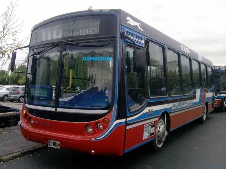 Mercedes-Benz OH 1315 L - Metalpar - General Pueyrredón
FUI 393
Línea 110 - Interno 56

Foto: "Truku" Gambadiez
Colección: Charly Souto 
Palabras clave: GRAL. PUEYRREDÓN - 56