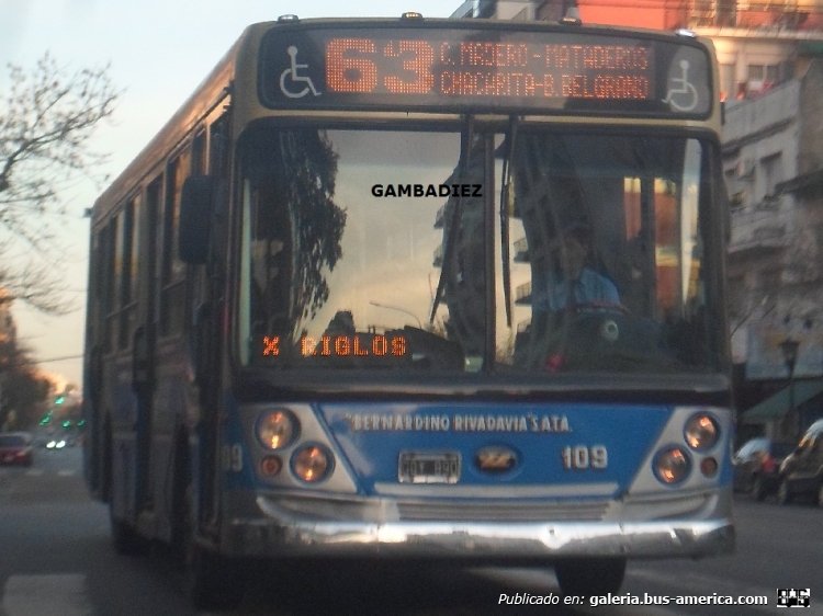 Mercedes-Benz OH 1315 L - Ugarte Europeo - Bernardino Rivadavia
GQY 890
Línea 63 (Buenos Aires) - Ex nterno 109

Foto: "Truku" Gambadiez
Colección: Charly Souto
Palabras clave: Bernardino Rivadavia - Ex nterno 109